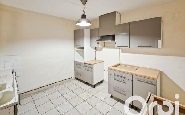 Maison à vendre    4 pièces •  Pont-Saint-Esprit