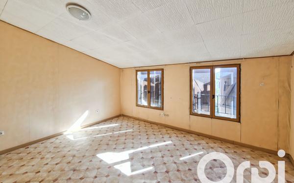 Maison à vendre    4 pièces •  Pont-Saint-Esprit