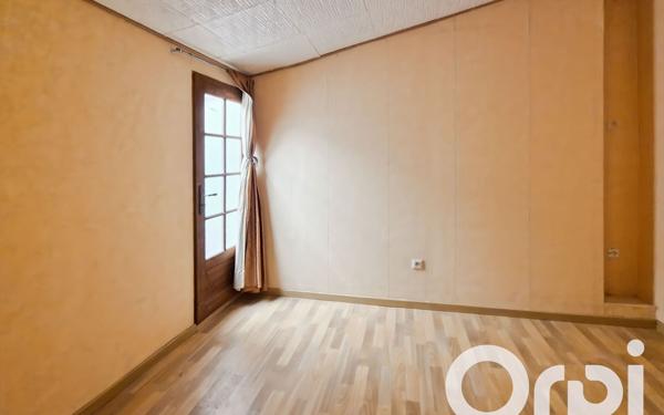 Maison à vendre    4 pièces •  Pont-Saint-Esprit