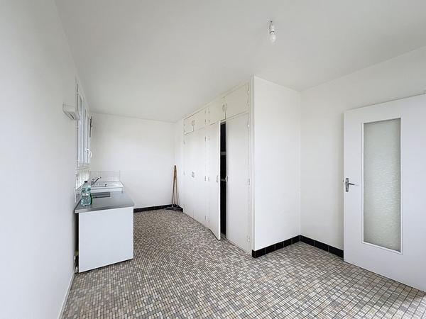 APPARTEMENT T4 - SPACIEUX - CENTRE-VILLE