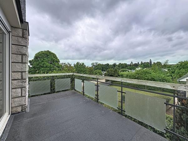 APPARTEMENT T4 - SPACIEUX - CENTRE-VILLE