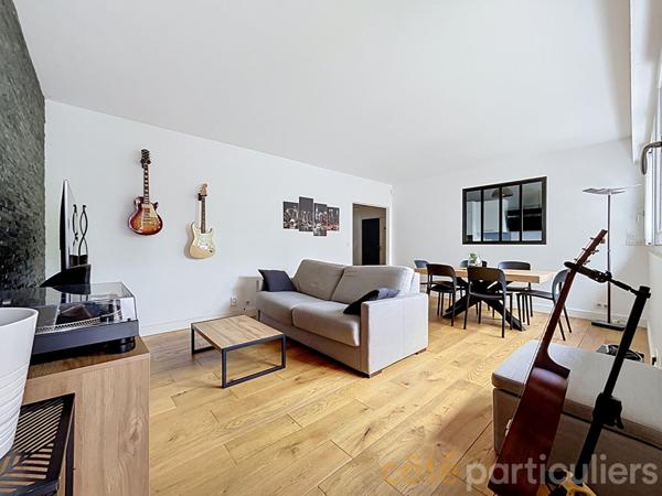 Vente
                Appartement89,97 m² - 3 Pièces -
                    SAINT MAUR DES FOSSES (94210)