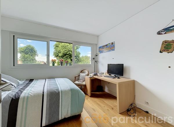 Vente
                Appartement89,97 m² - 3 Pièces -
                    SAINT MAUR DES FOSSES (94210)