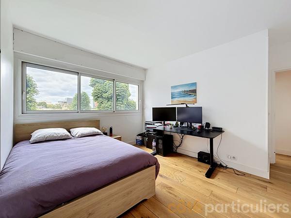 Vente
                Appartement89,97 m² - 3 Pièces -
                    SAINT MAUR DES FOSSES (94210)