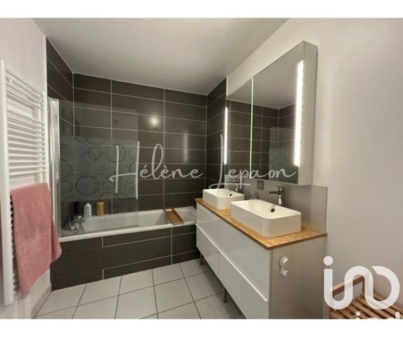 Appartement 3 pièces de 73 m² à Jouy-le-Moutier (95280)