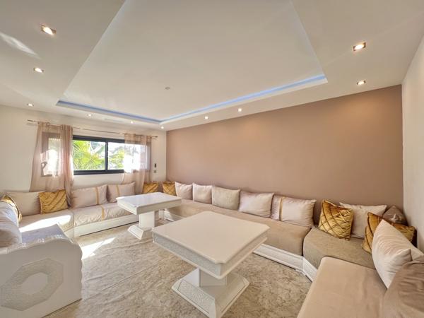 Saint-Geniès-de-Malgoirès (30190) Villa contemporaine 161 m² – Piscine – Pool house – Garage – Terrain 790 m²