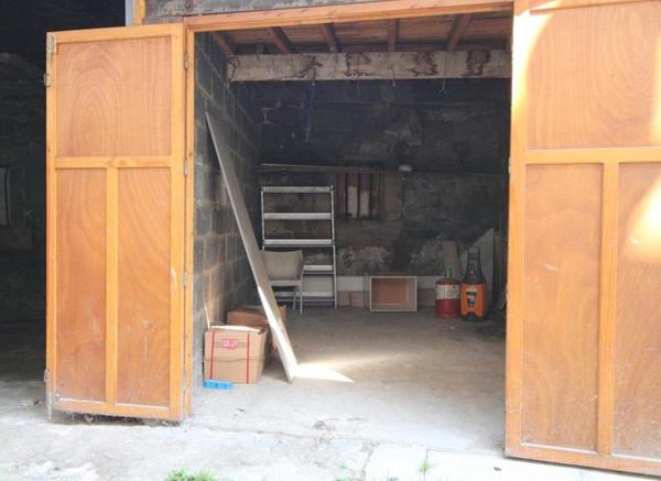 Parking à LE CHAMBON-FEUGEROLLES, 42500 -