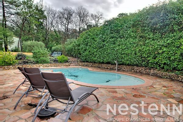 Maison Lorgues T5 de 98m² sur un terrain de 1437m² + piscine forme libre