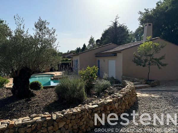 Maison Lorgues T5 de 98m² sur un terrain de 1437m² + piscine forme libre