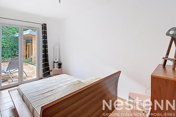 Maison Lorgues T5 de 98m² sur un terrain de 1437m² + piscine forme libre