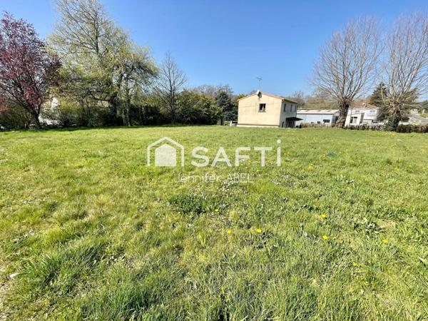 TERRAIN CONSTRUCTIBLE SECONDIGNY