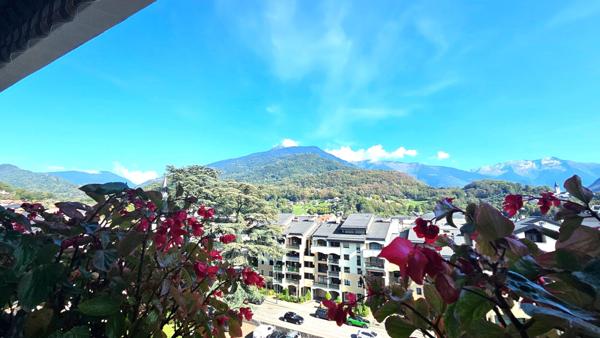 Appartement - 6 pièces - 143 m²