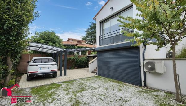 Labège -  Appartement-villa rénové avec goût, lumineux, avec véranda, balcon filant, garage et stationnements