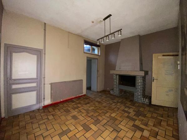 MAISON DE VILLE SEMI-INDIVIDUELLE