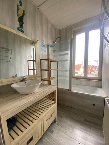 MAISON DE VILLE SEMI-INDIVIDUELLE