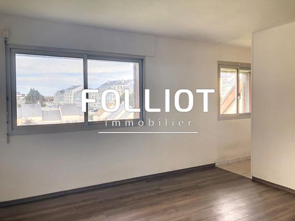 LOCATION : appartement T1 (22 m²) à COURSEULLES SUR MER