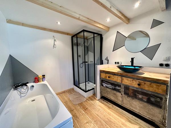 MAISON INDEPEDANTE DE 120m2 , Aime la plagne MAISON INDEPEDANTE DE 120m2 , Aime la plagne