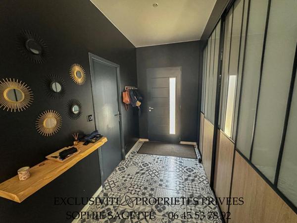 PROPRIETE 8 PIECES 5 CHAMBRES AVEC DEPENDANCE (T2) GARAGE PISCINE 1000M² DE TERRAIN