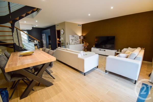 Appartement F4 à vendre  4 pièces - 131 m2 BELLEVILLE - 69