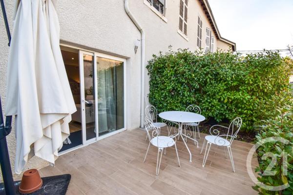 Appartement F4 à vendre  4 pièces - 131 m2 BELLEVILLE - 69