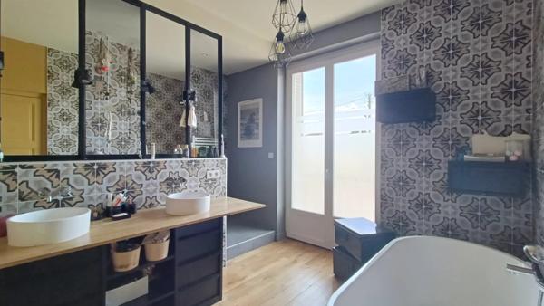 MAISON AVEC VIE DE PLAIN-PIED POITIERS