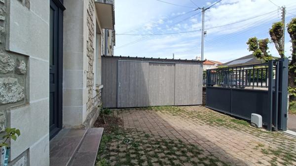 MAISON AVEC VIE DE PLAIN-PIED POITIERS
