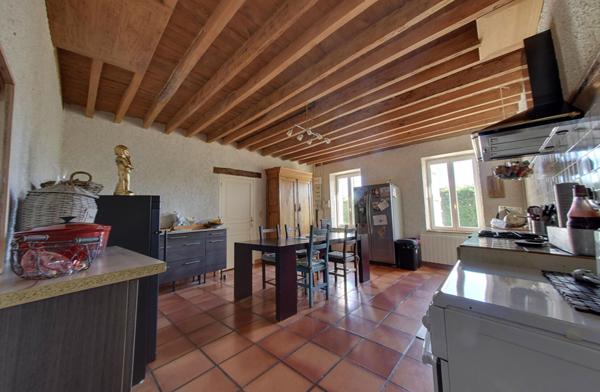 Maison Coup de Coeur à Montbartier ? Ferme Rénovée au Charme Authentique