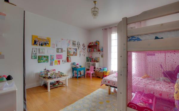 Maison à vendre    6 pièces • 159 m2 Saint-Pée-sur-Nivelle