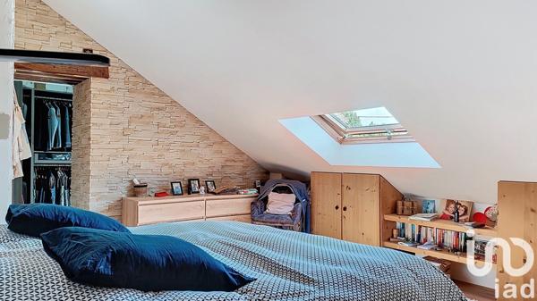 Longère 6 pièces de 230 m² à Auneau-Bleury-Saint-Symphorien (28700)