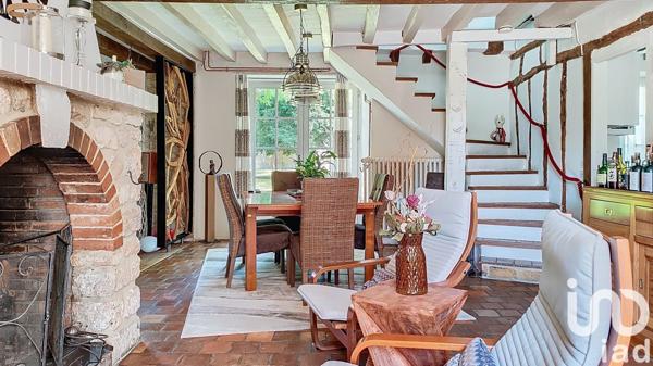 Longère 6 pièces de 230 m² à Auneau-Bleury-Saint-Symphorien (28700)