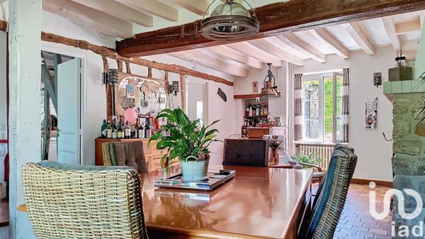 Longère 6 pièces de 230 m² à Auneau-Bleury-Saint-Symphorien (28700)