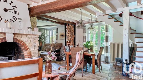 Longère 6 pièces de 230 m² à Auneau-Bleury-Saint-Symphorien (28700)