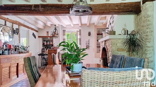 Longère 6 pièces de 230 m² à Auneau-Bleury-Saint-Symphorien (28700)