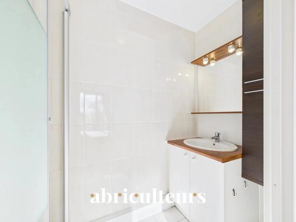 Appartement T4 lumineux Dernier étage et Grande terrasse en vente à Gujan-Mestras (33470)