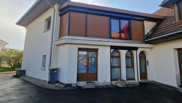 Investissement Saône- Duplex en rez-de-chaussée 81m2 avec terrasse + garage