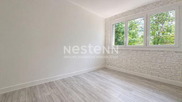 Nestenn Igny - Opportunité rare, appartement 4 pièces, 3 chambres, lumineux, terrasse exposée sud, cave, box - proche des commerces, collège Emile Zola, école Jules Ferry, ligne V, plateau de Saclay, Vélizy.