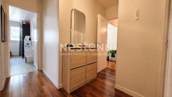 Nestenn Igny - Opportunité rare, appartement 4 pièces, 3 chambres, lumineux, terrasse exposée sud, cave, box - proche des commerces, collège Emile Zola, école Jules Ferry, ligne V, plateau de Saclay, Vélizy.