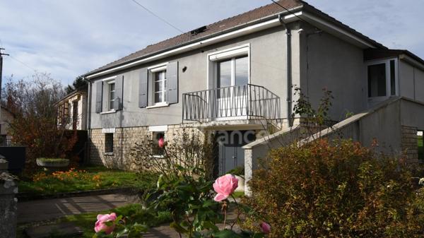 Maison individuelle sur sous-sol trois chambres à vendre GUERIGNY (58)
