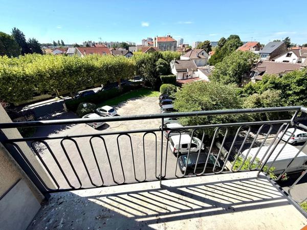 Appartement à vendre 3 pièces BONDY (93)
