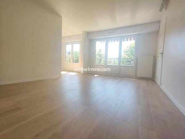 Location                                                      Appartement
                        
                     4 pièces                      69 m2                     à Sucy-en-Brie