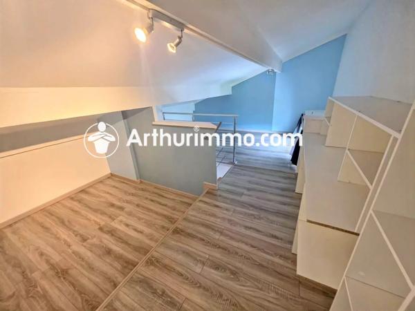 Vente                                                      Appartement
                        
                     3 pièces                      97 m2                     à Savigny-le-Temple