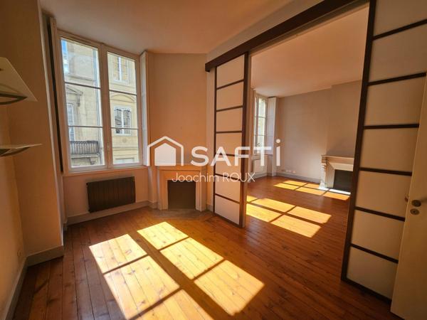 Appartement Bourgeois T5 balcon et cave