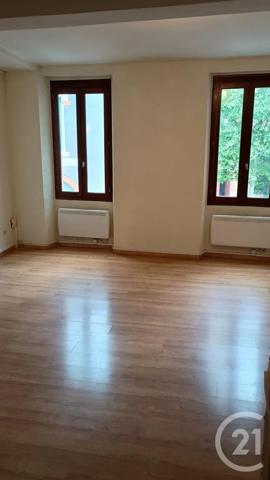 Immeuble à vendre  120 m 2   VERNIOLLE  - 09