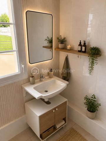 Appartement neuf dans une résidence de standing

Découvrez ce charmant appartement entièrement neuf, aménagé avec goût et bénéficiant de prestations de qualité.
Il se compose de :
Une agréable pièce de vie lumineuse
Une chambre confortable
Un coin cuisine fonctionnel et moderne
Une salle d'eau avec WC et sèche-serviettes
Une place de parking privative en sous-sol
Une cave
Vous profiterez également d'une jolie vue dégagée sur un parc verdoyant, offrant un cadre calme et agréable.

Situé dans une résidence récente de standing, cet appartement est idéal pour une résidence principale, un pied-à-terre ou un investissement locatif.

Les atouts :
✔ Résidence sécurisée et de standing
✔ Appartement neuf, aucun travaux à prévoir
✔ Parking en sous-sol et cave
✔ Vue sur parc
✔ Aménagement moderne et soigné

N'hésitez pas à me contacter pour plus d'informations ou pour organiser une visite.
