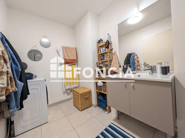 Location Appartement 3 pièces 65.44 m² - 30 RUE EMMUREES Rouen 76100