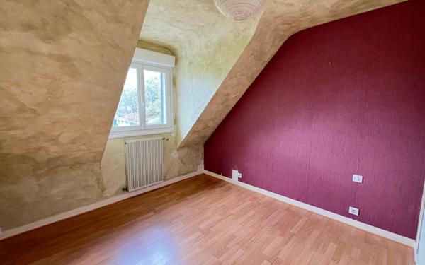 Maison à vendre    6 pièces • 193,71 m2 Landeleau