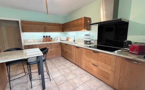 Maison à vendre    6 pièces • 193,71 m2 Landeleau