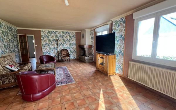 Maison à vendre    6 pièces • 193,71 m2 Landeleau