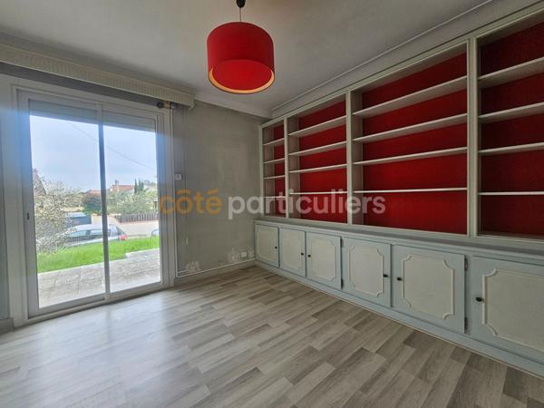 Vente
                Maison185 m² - 5 Pièces -
                    VILLENEUVE SUR LOT (47300)