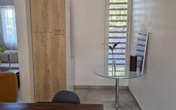 Appartement à louer    3 pièces • 67,81 m2 Remire-Montjoly